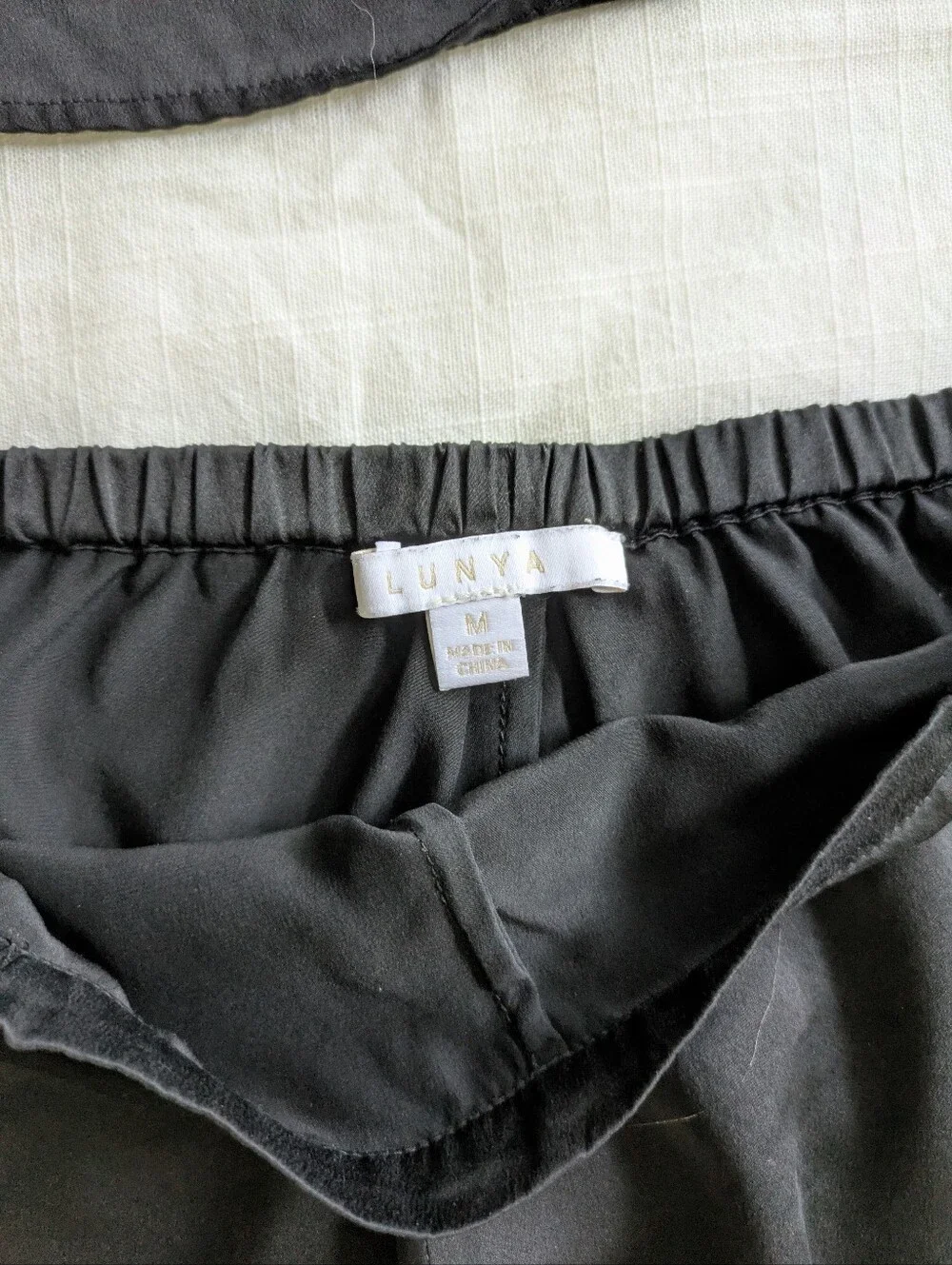 Lunya Washable Silk Sleep Set - Picture 8 of 8